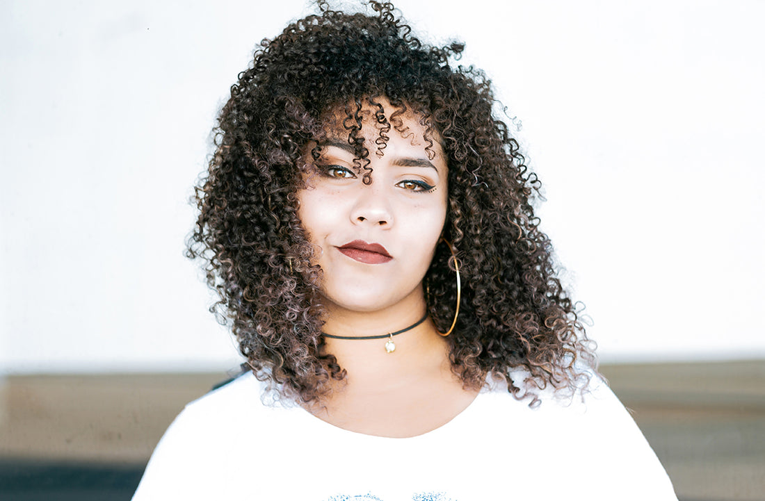 Curly hair wig is center of attraction